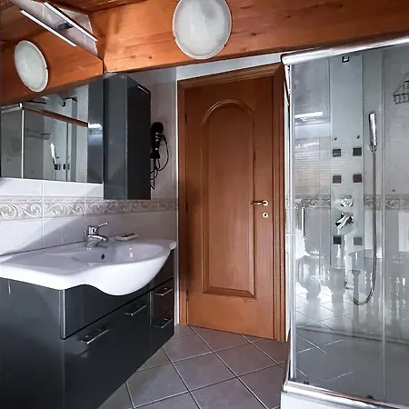 Ca' Freddy With View Apartament